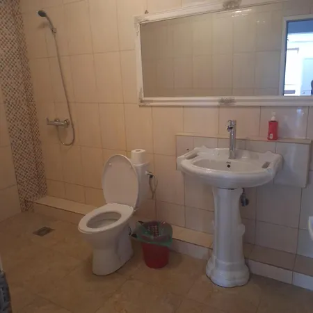 Casa Inflorita * Észak-Eforie
