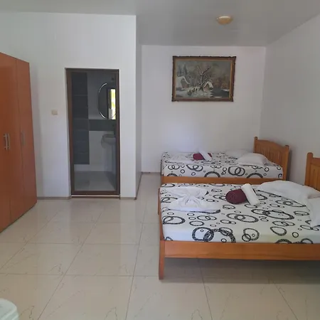 Homestay Casa Inflorita Eforie Nord